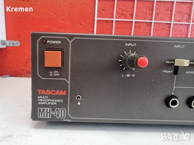 Усилвател за слушалки.TASCAM MH-40
