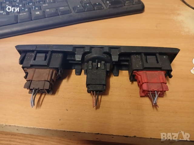 Бутони аварийни,заключване и подгрев за Рено Клио 2003г., снимка 2 - Части - 53975070