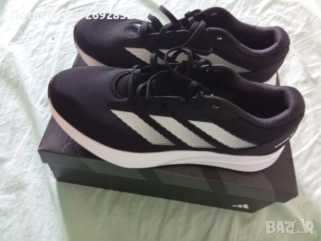 Маратонки Adidas нови 44