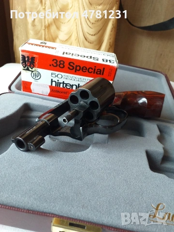 Продавам револвер Смит и Уесън модел "Лейди Смит", снимка 4 - Бойно оръжие - 54016376