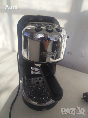 еспресо кафе  машина DELONGHI EC270. 1100W  15bar, снимка 4 - Кафемашини - 54487363
