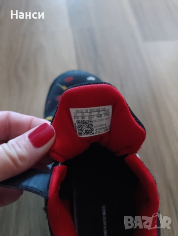 Маратонки Adidas 26 1/2, снимка 3 - Детски маратонки - 54585211