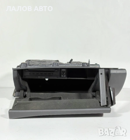 Жабка табло Ауди А8 Д4 лонг Audi A8 D4 Long DVD Player  