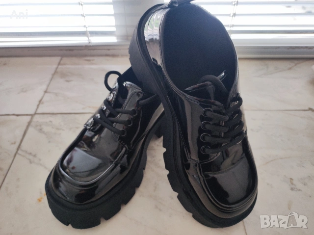 Нови дамски обувки., снимка 5 - Дамски ежедневни обувки - 54133673