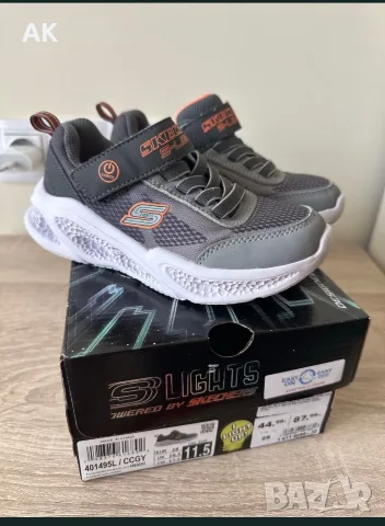 Светещи маратонки Skechers 