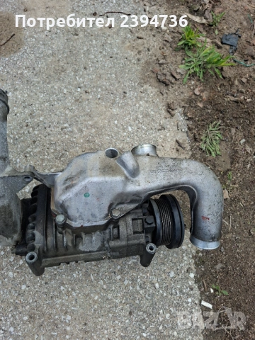 Компресор Eaton m62 за мерцедес, снимка 2 - Части - 54808912