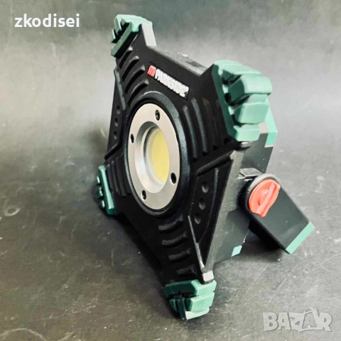 Лед лампа PARKSIDE PAAL 6000 E1, снимка 3 - Други инструменти - 54224575