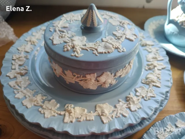 Wedgwood Embossed Queensware - прекрасни винтидж керамични предложения, снимка 12 - Други - 55508818