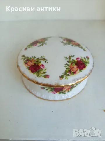 Royal Albert old country rozes бижутерна кутия, снимка 5 - Други ценни предмети - 55501219