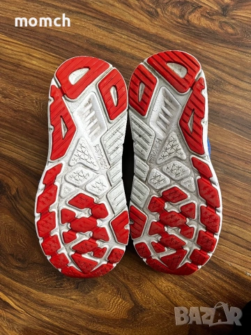 HOKA ARAHI 5-мъжки маратонки номер 44 2/3, снимка 9 - Маратонки - 54680438