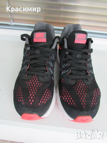 Дамски маратонки за бягане Nike Air Zoom Winflo 3, снимка 6 - Маратонки - 53978817