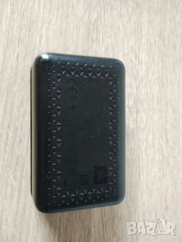 JBL Endurance Peak зарядна кутия, снимка 5 - Безжични слушалки - 54637576