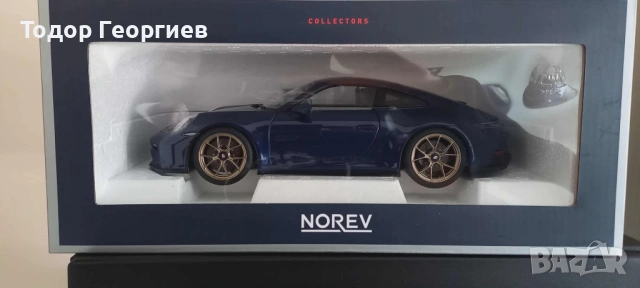 1:18 Norev Porsche 911 GT3 with Touring Package 2021 Blue metallic, снимка 5 - Колекции - 53984049