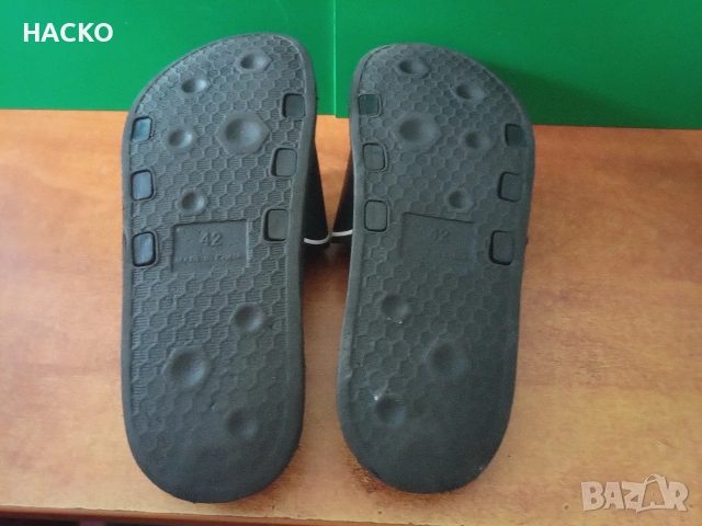 ЧЕХЛИ UMBRO Номер 42 Стелка 27 см. 100% Оригинални Внос от Англия, снимка 6 - Джапанки - 55050910