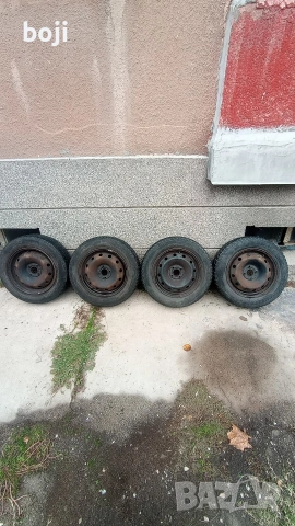 Зимни гуми с джанти за Рено Меган Сценик