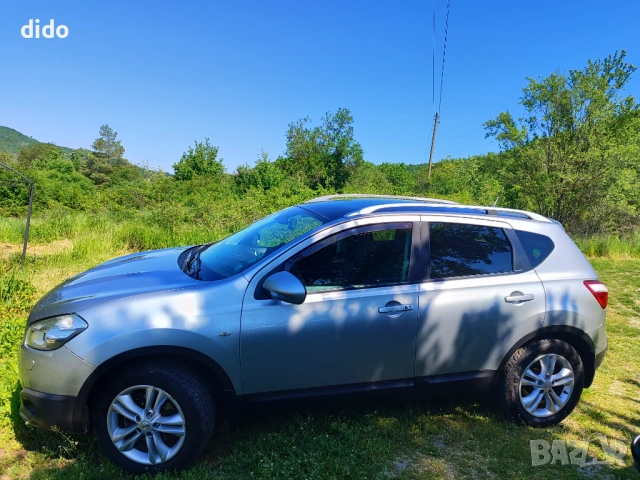 Nissan Quashqai 2.0, снимка 13 - Автомобили и джипове - 54503797