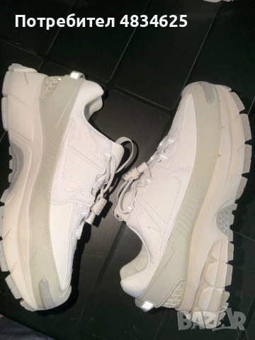 Унисекс маратонки Nike Vomero 5 Zoom (бежово и бяло). Размер: EU 40 / UK 6. , снимка 3 - Маратонки - 55239102