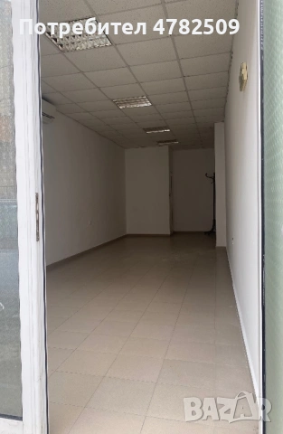 Отдава се ПОМЕЩЕНИЕ под наем, снимка 2 - Офиси - 54030506