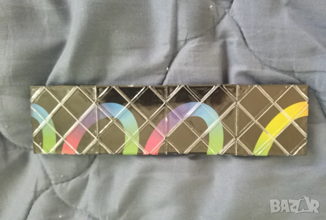 8-панелен сгъваем пъзел