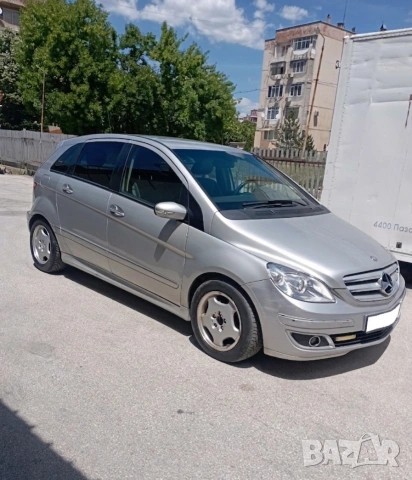 Mercedes-Benz B 200 CDI, снимка 4 - Автомобили и джипове - 55242519