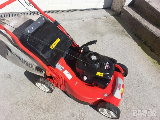 Бензинова самоходна косачка Honda , снимка 13 - Градинска техника - 54120659