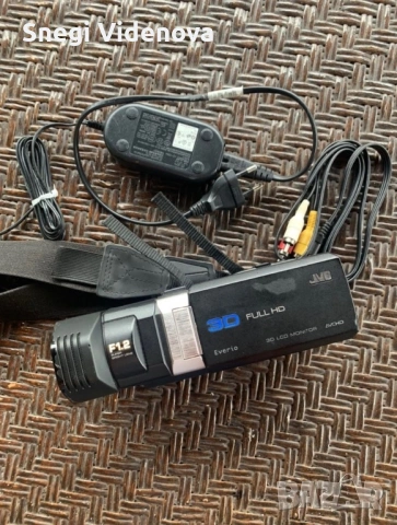 Камера JVC GS-TD1 Full HD 3D, снимка 2 - Камери - 54163211