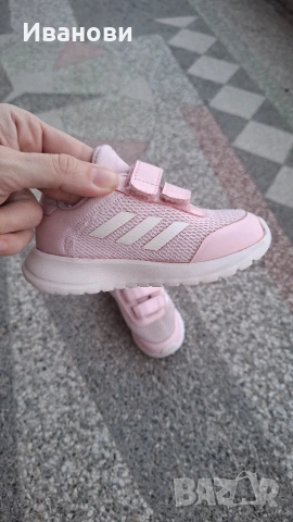 Розови маратонки Адидас за момиче, 22 номер, снимка 2 - Детски маратонки - 53991099