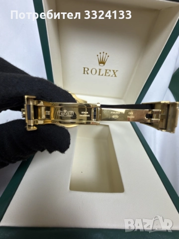 Rolex Yacht-Master 40mm Yellow
Gold Ceramic Bezel, снимка 6 - Мъжки - 55608759