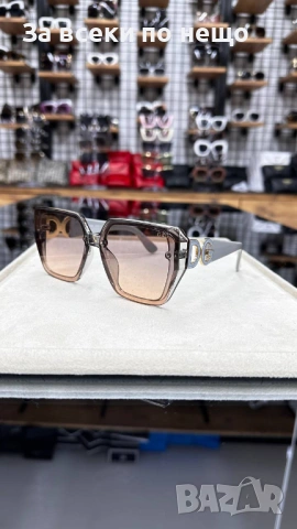 Dolce&Gabbana Слънчеви Очила С UV Защита С Подарък🎁Калъф - Различни Цветове Код E1402, снимка 2 - Слънчеви и диоптрични очила - 54027302