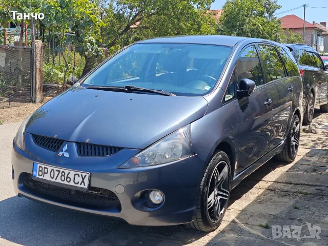 Mitsubishi Grandis 2.4 MIVEC 2007 ГАЗ 7 места, снимка 2 - Автомобили и джипове - 55422846
