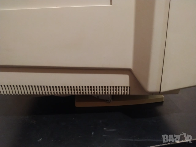 Мoнитор PHILIPS CRT SVGA за ретро компютри, снимка 6 - Монитори - 55135391