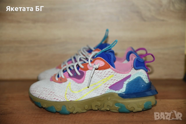 Nike W REACT VISION оригинални дамски маратонки размер 40, снимка 2 - Маратонки - 54379314
