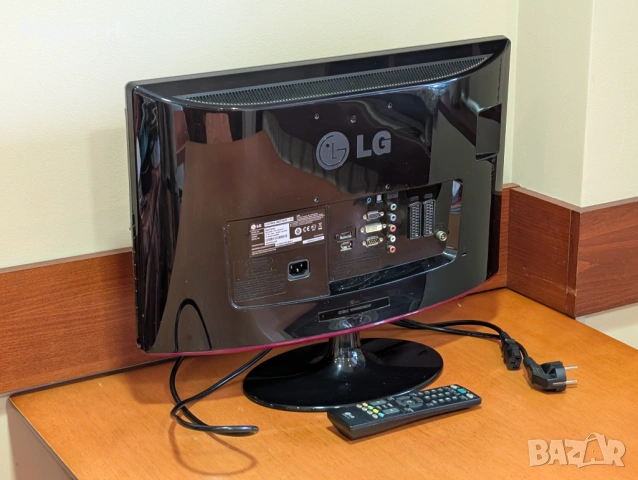 Телевизор и монитор LG Flatron, Full HD, 22 инча, снимка 4 - Телевизори - 54440855