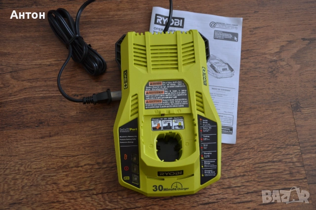 Ново бързо зарядно устройство Ryobi от USA на 110V