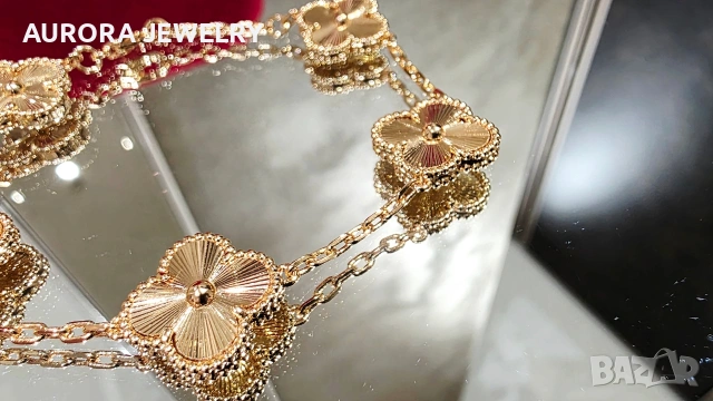 Van Cleef & Arpels VCA 5 Motifs Rose Gold Clear Vintage Alhambra Дамска Гривна, снимка 3 - Гривни - 54062297