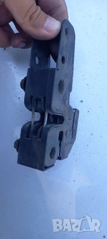 Брава преден капак Seat Ibiza III, снимка 2 - Части - 55076558