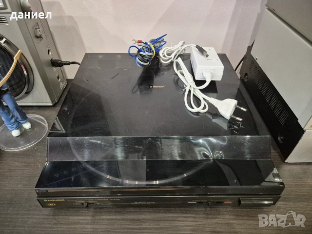 Отлично работещ винтидж стерео грамофон Pioneer PL-X77Z - Made in Japan + подарък, снимка 8 - Грамофони - 54834970