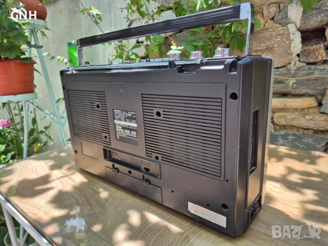 Радиокасетофон Sharp GF-6363Z, снимка 7 - Радиокасетофони, транзистори - 55187497