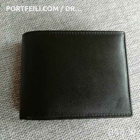 Eстествена козя кожа (напа) , RFID защита за кредитни карти, тайно отделение