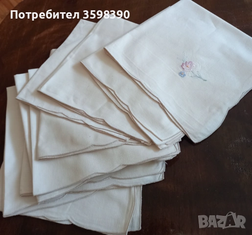 12 броя памучни салфетки с бродерия 41×42 см.