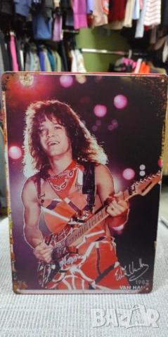 Eddie Van Halen-метална табела (плакет), снимка 2 - Китари - 54086128
