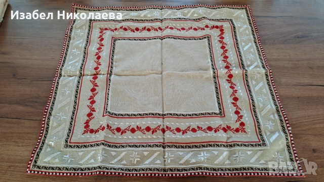 Покривки за маса и ръчно плетени карета, снимка 4 - Покривки за маси - 54699403