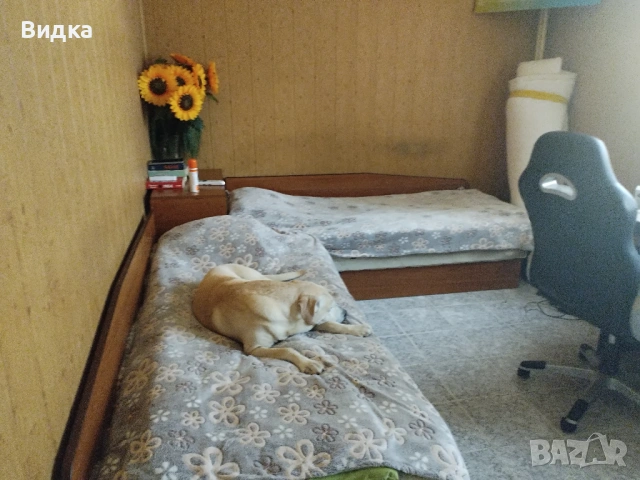 Продавам ъглови легла с ракла 