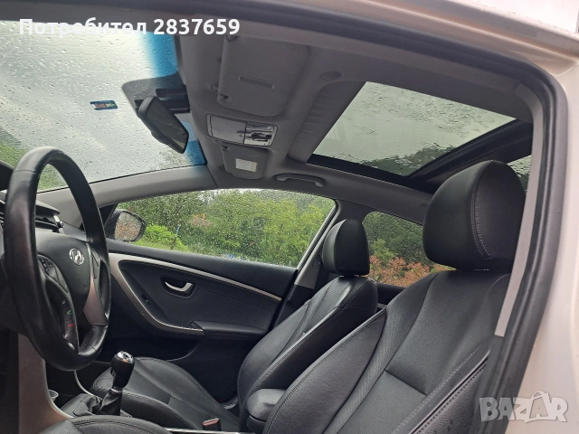 Хюндай i30 1.6 CRDI FULL , снимка 8 - Автомобили и джипове - 54444756