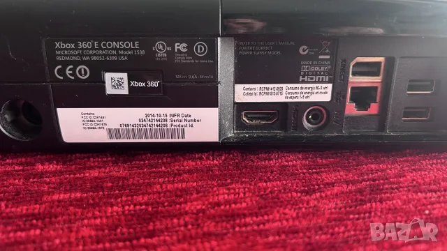 Xbox 360 E + 2 контролера и игра, снимка 3 - Xbox конзоли - 55373046