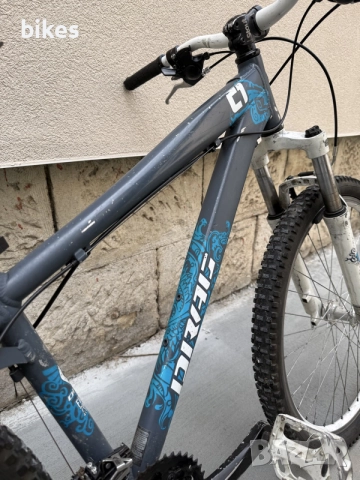 Drag C1 grey/blue 26 цола рамка М ПЕРФЕКТНО СЪСТОЯНИЕ 250€, снимка 8 - Велосипеди - 55270609
