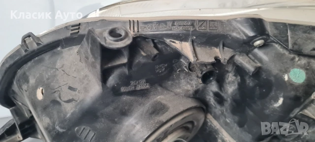 Фар Toyota Corolla 2011г., снимка 6 - Части - 54833737