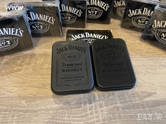 Карти,шапка и тениска Jack Daniel’s