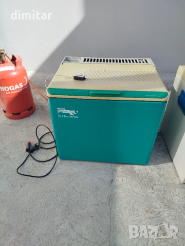 Хладилник ракла ELECTROLUX MOBIL COOLER 12/220 V- gaz , снимка 11 - Хладилни чанти - 54422505