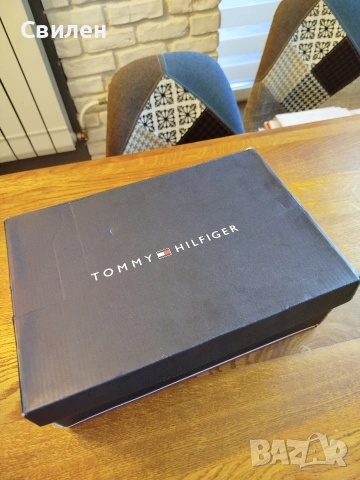 Дамски маратонки Tommy Hilfiger 39, снимка 14 - Маратонки - 54714575